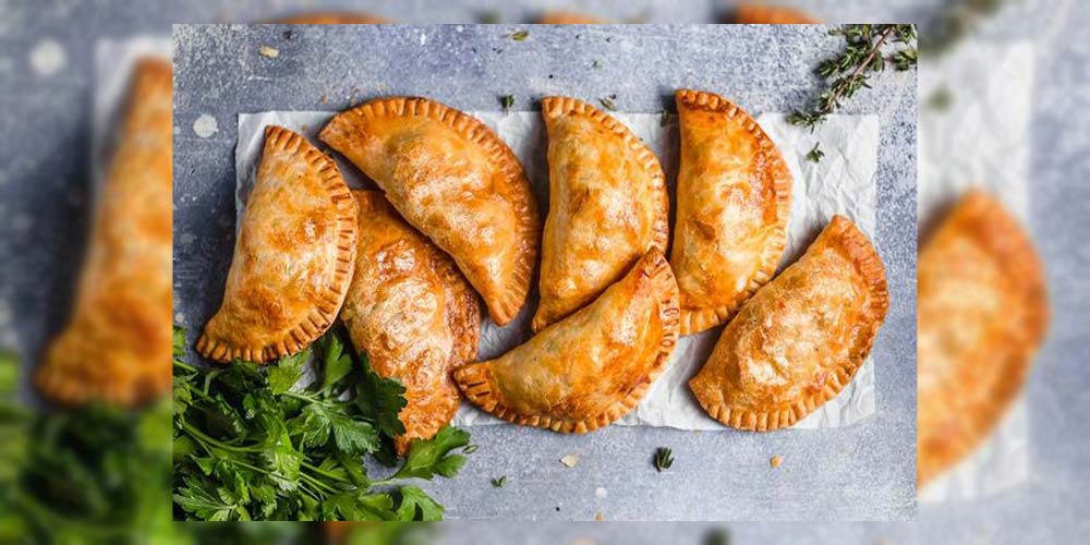 پیراشکی مرغ پیش غذای لذیذ و سریع